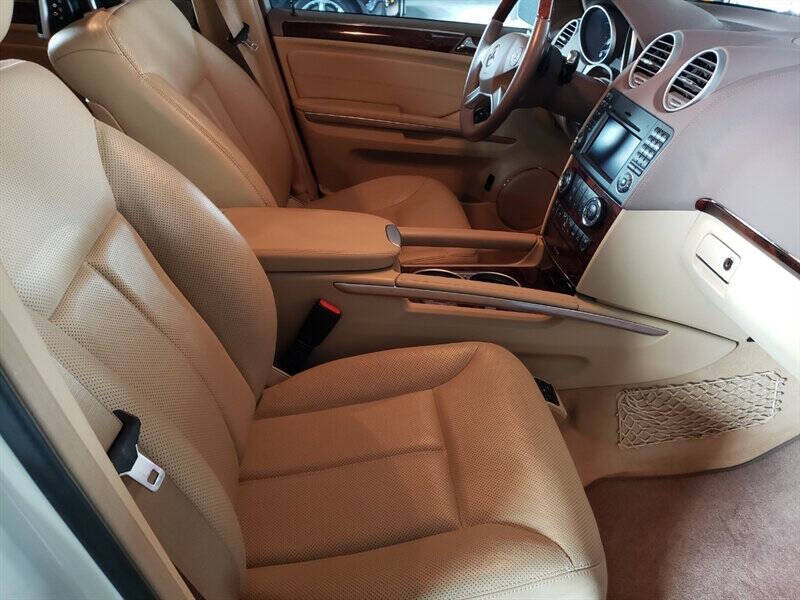 2009 Mercedes-Benz GL-Class 5