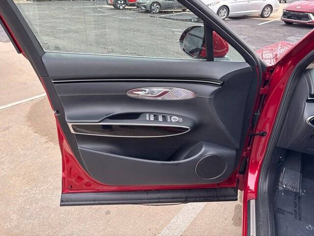 2025 Genesis GV70 2.5T Standard