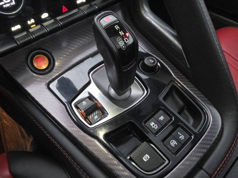 2015 Jaguar F-TYPE R