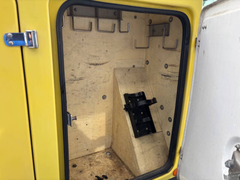 2011 Dodge Ram 5500HD Bucket Truck