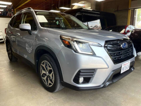 2023 Subaru Forester Premium