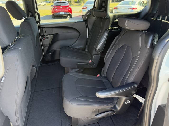 2023 Chrysler Pacifica Touring