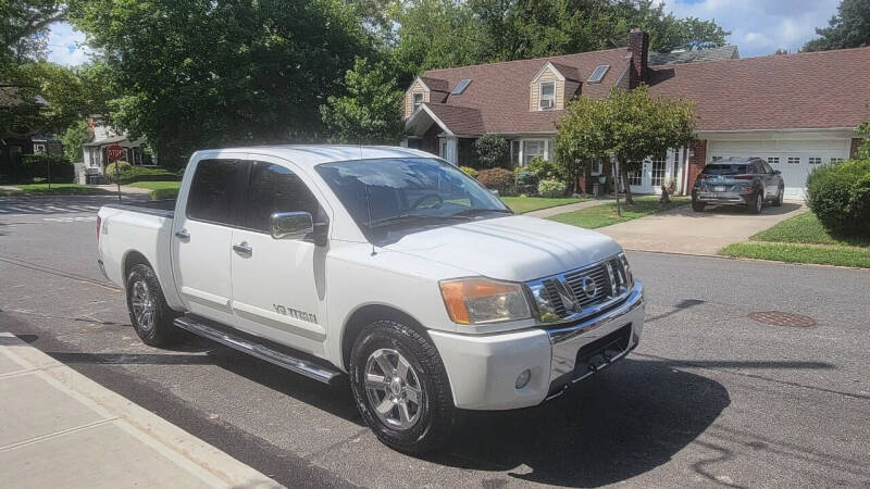 2011 Nissan Titan SL