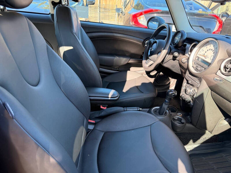 2013 MINI Hardtop Cooper