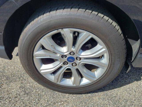 2020 Ford Edge Titanium