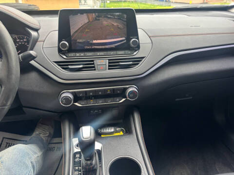 2019 Nissan Altima 2.5 SR