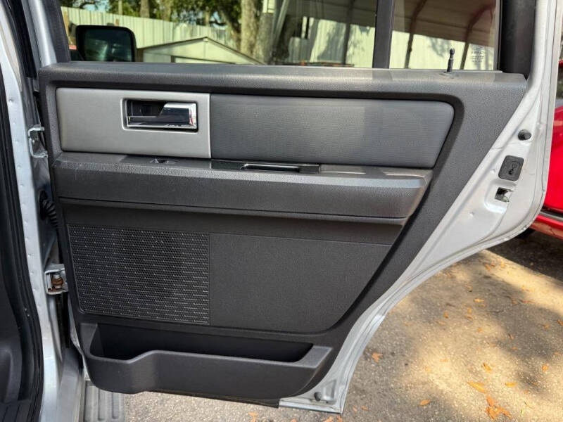 2011 Ford Expedition XLT