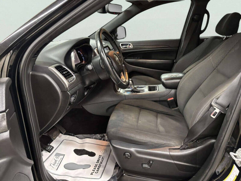 2018 Jeep Grand Cherokee Laredo E