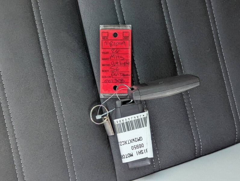 2026 Mitsubishi Outlander SE