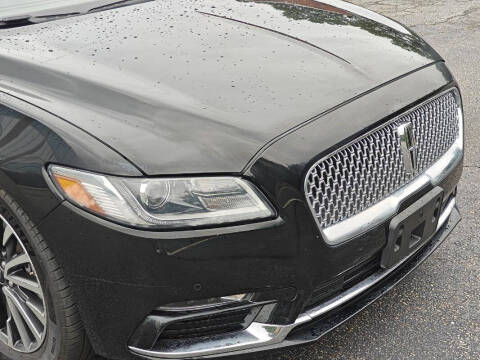 2018 Lincoln Continental Select
