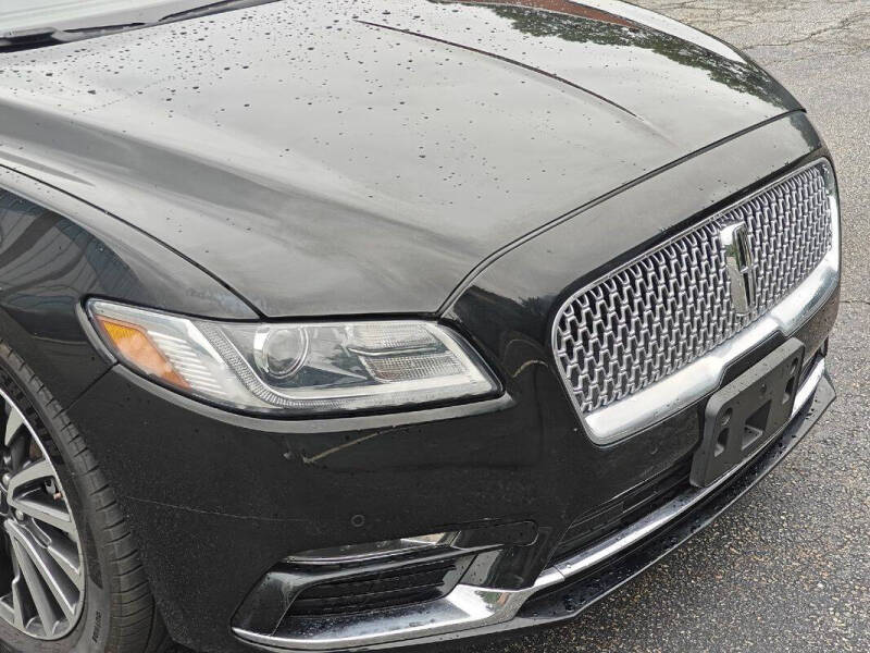 2018 Lincoln Continental Select