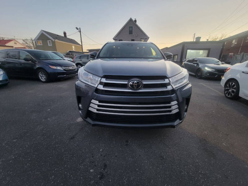 2018 Toyota Highlander XLE photo 4