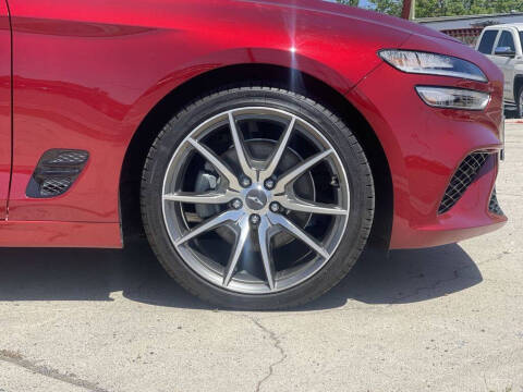 2022 Genesis G70
