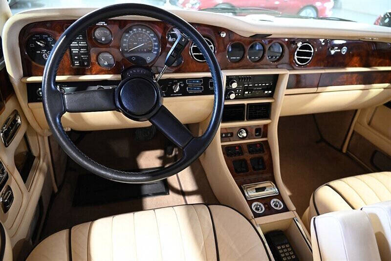 1986 Rolls-Royce Corniche