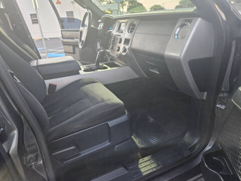 2017 Ford Expedition XLT