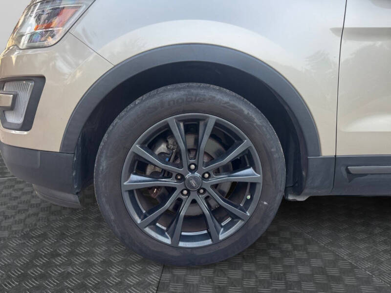 2017 Ford Explorer XLT