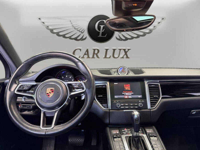 2018 Porsche Macan