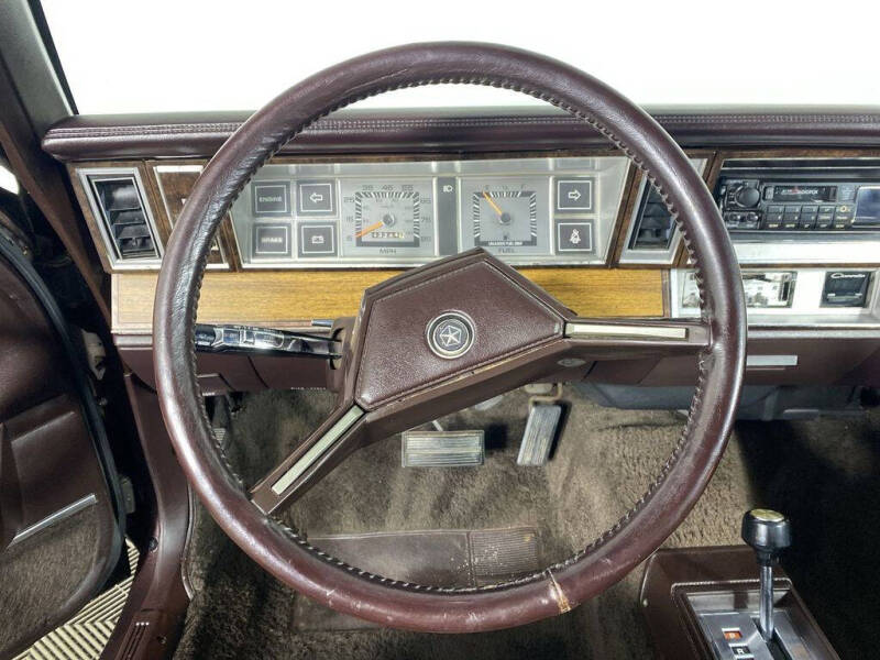 1982 Chrysler Le Baron Medallion