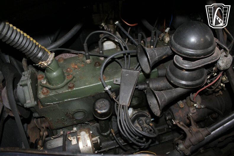 1939 Packard Six