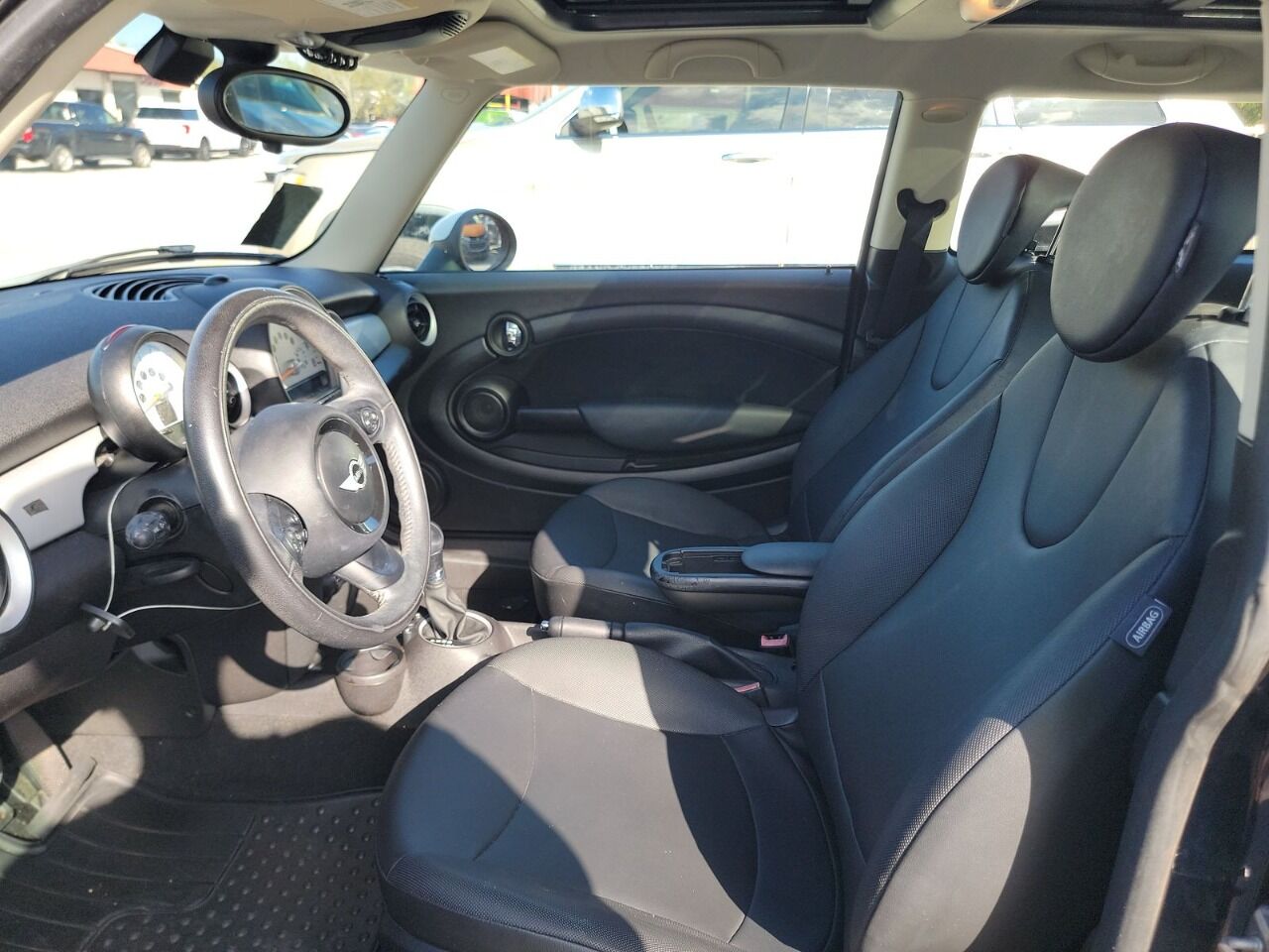 2013 MINI Hardtop Hatchback - $4,995