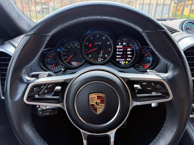 2016 Porsche Cayenne GTS