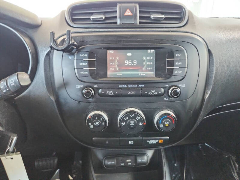 2016 Kia Soul +