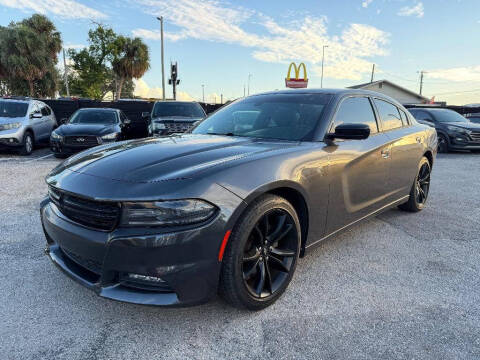 2017 Dodge Charger SXT