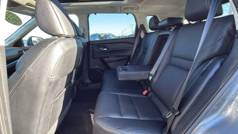 2022 Nissan Rogue SL