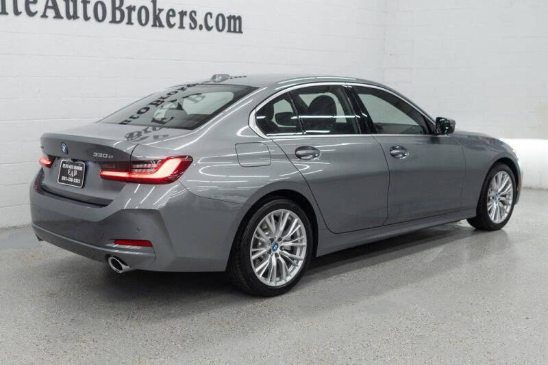 2024 BMW 3 Series 330e xDrive