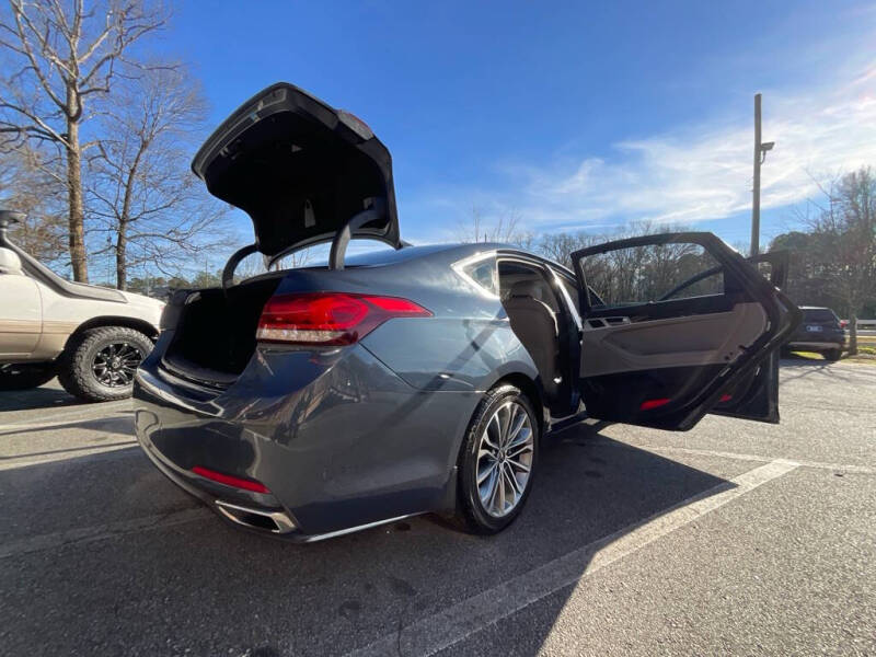 2015 Hyundai Genesis