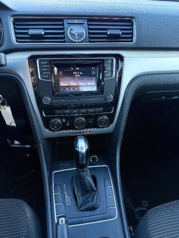 2016 Volkswagen Passat 1.8T S