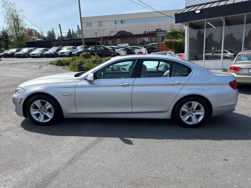 Used 2011 BMW 5 Series 528i with VIN WBAFR1C54BC737519 for sale in Edmonds, WA