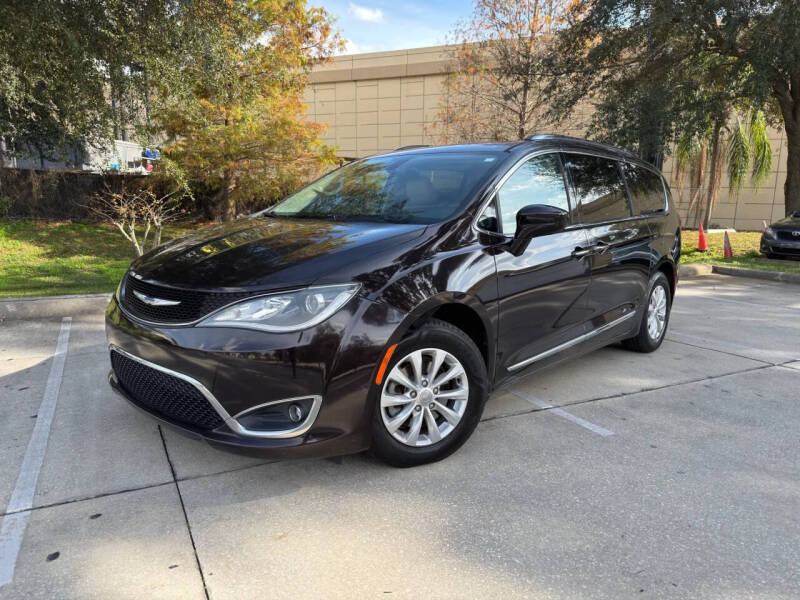 2018 Chrysler Pacifica Touring L