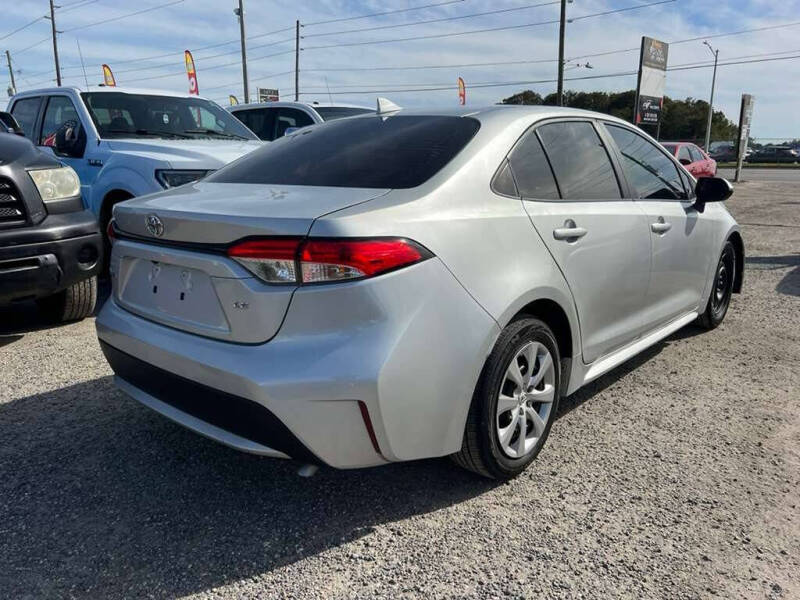2020 Toyota Corolla LE