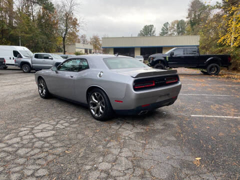 2016 Dodge Challenger SXT