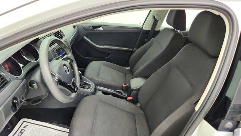 2016 Volkswagen Jetta