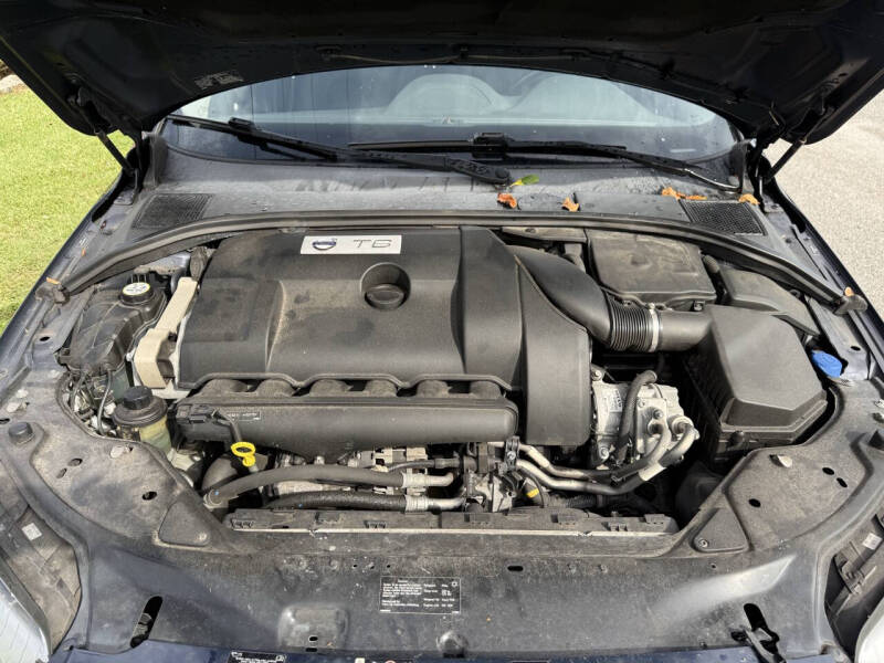 2015 Volvo XC70 T6 Premier Plus