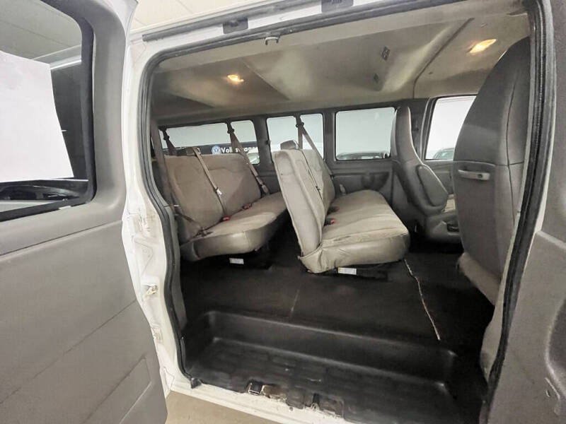 2022 Chevrolet Express LT 3500