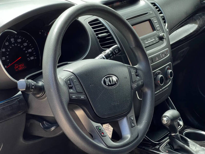 2015 Kia Sorento LX