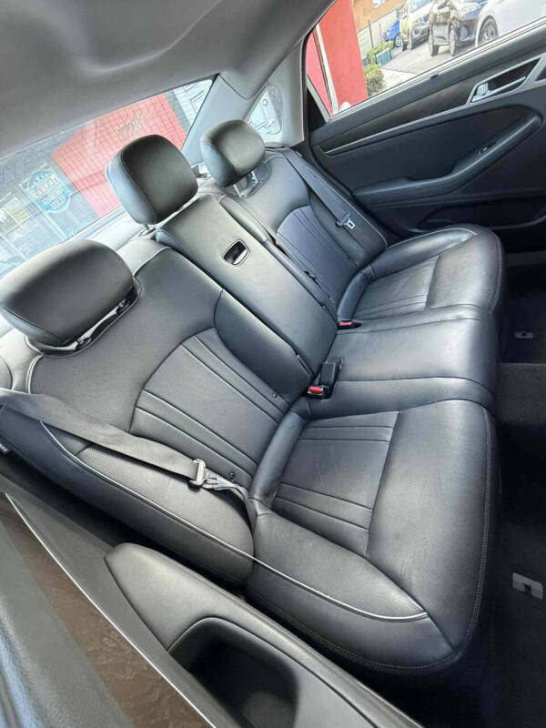 2016 Hyundai Genesis