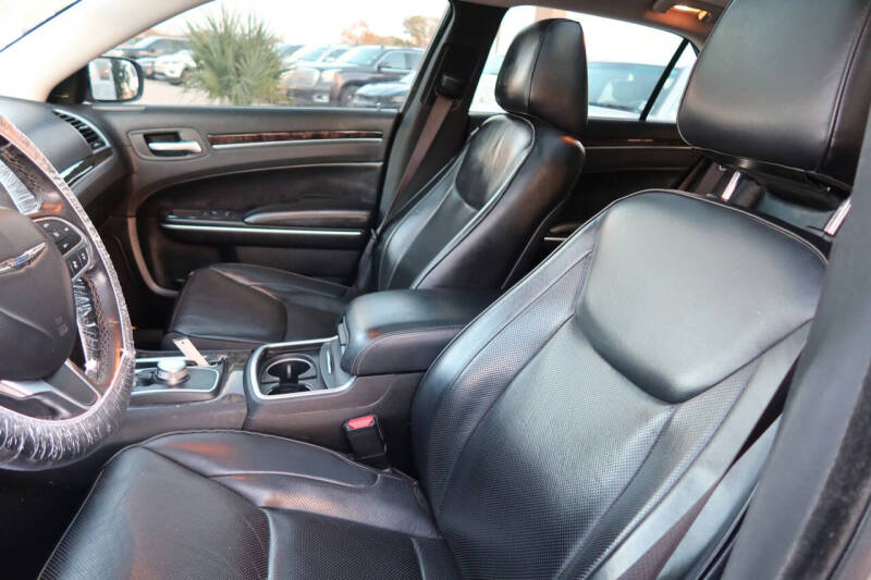 2019 Chrysler 300 Limited