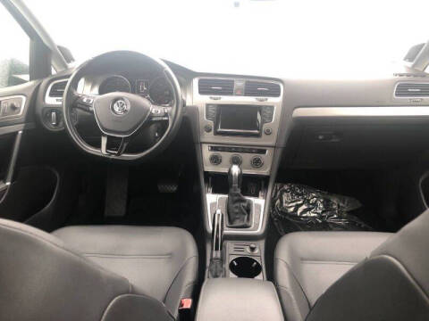 2015 Volkswagen Golf