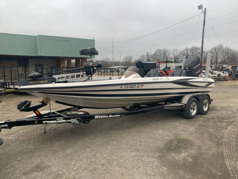 2012 Triton 21HP for sale at Circle B Sales in Pittsburg TX