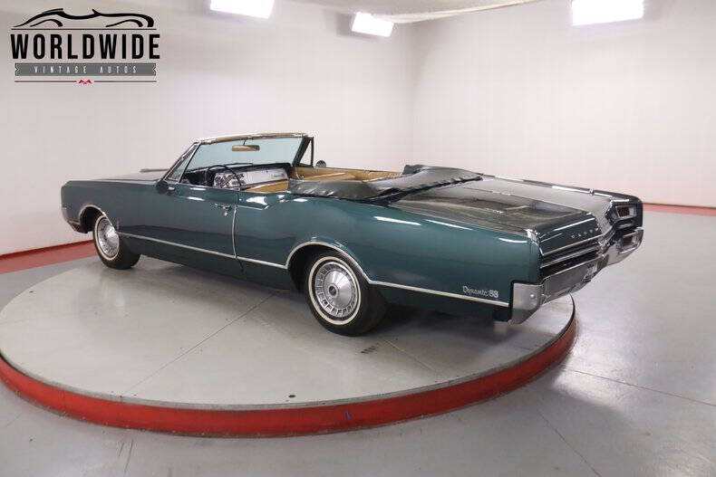 1965 Oldsmobile Eighty-Eight