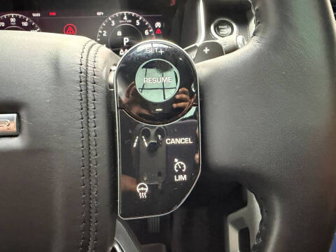 2020 Land Rover Range Rover P525 HSE