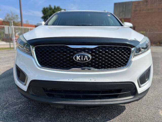 2017 Kia Sorento for sale at Ideal Cars LLC in Skokie, IL