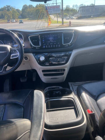 2017 Chrysler Pacifica Touring Plus