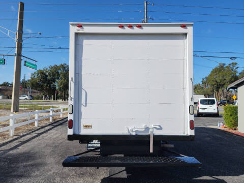 2015 Ford E-Series E-350 SD