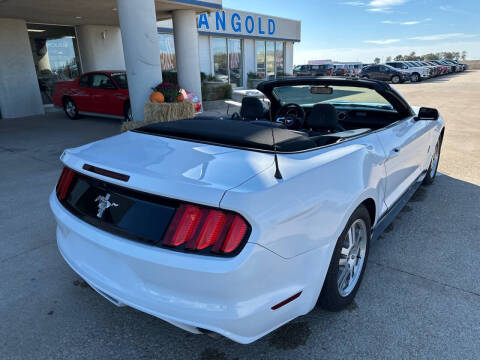 2016 Ford Mustang V6
