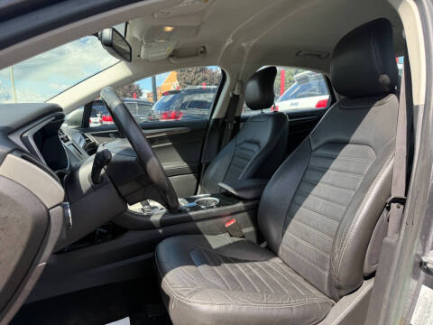 2014 Ford Fusion SE